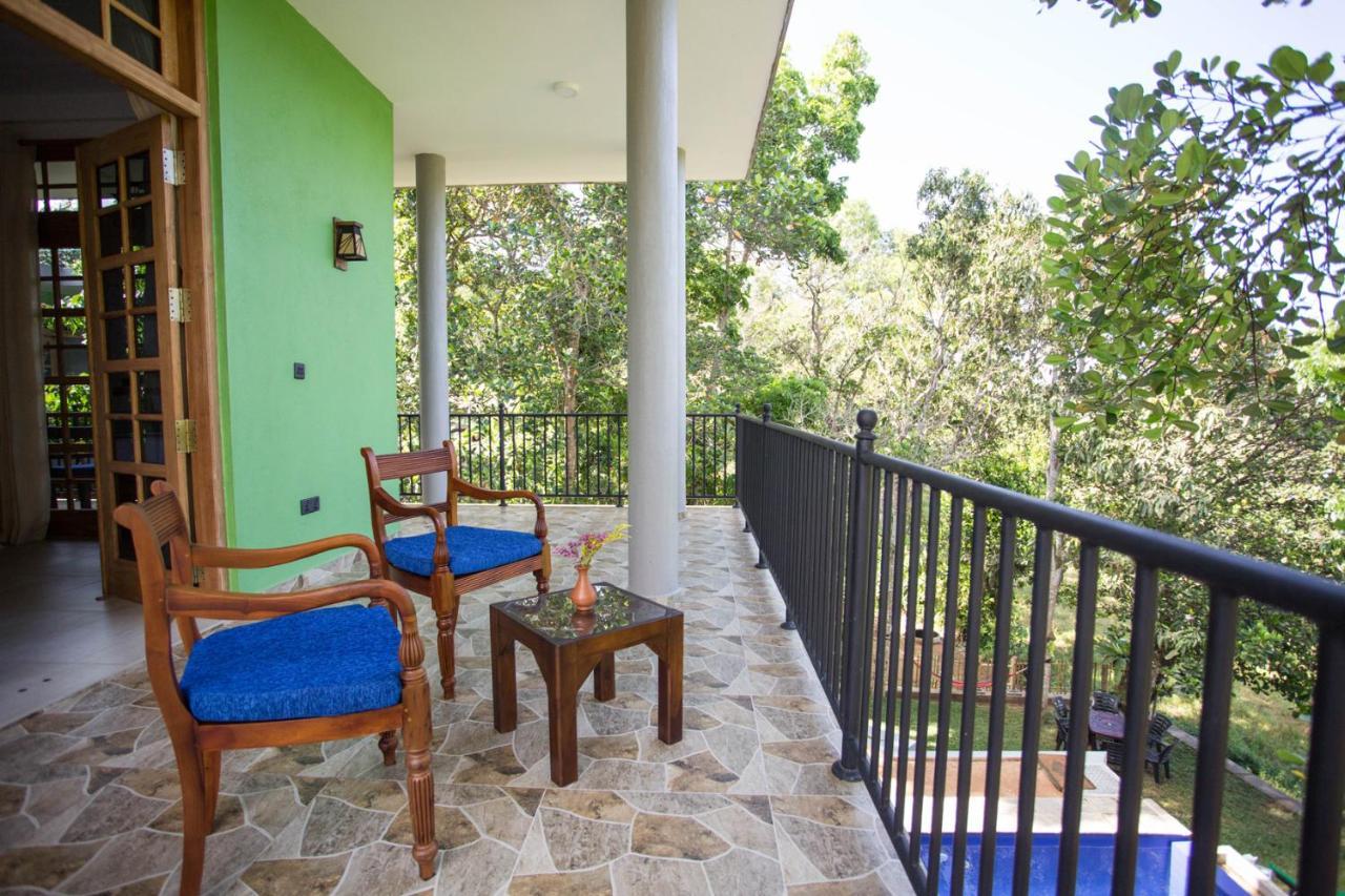 Barefoot Bungalow Hikka Hikkaduwa Exterior foto